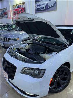 كرايسلر 300